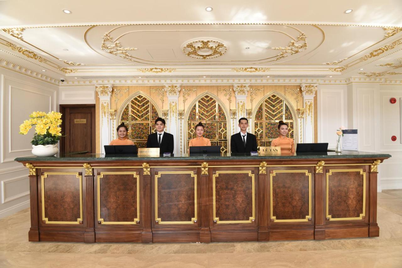 Phu Cuong Hotel Cà Mau Екстериор снимка